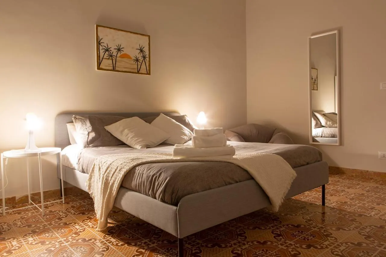 A Un Passo Dal Colosseo Rome Appartement